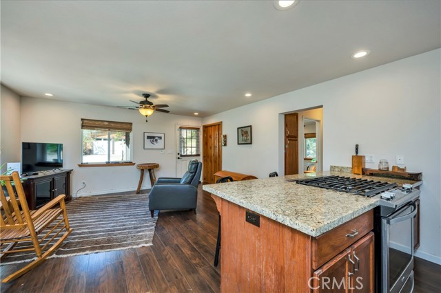 Detail Gallery Image 10 of 34 For 14230 Big Canyon Rd, Middletown,  CA 95461 - 1 Beds | 1 Baths