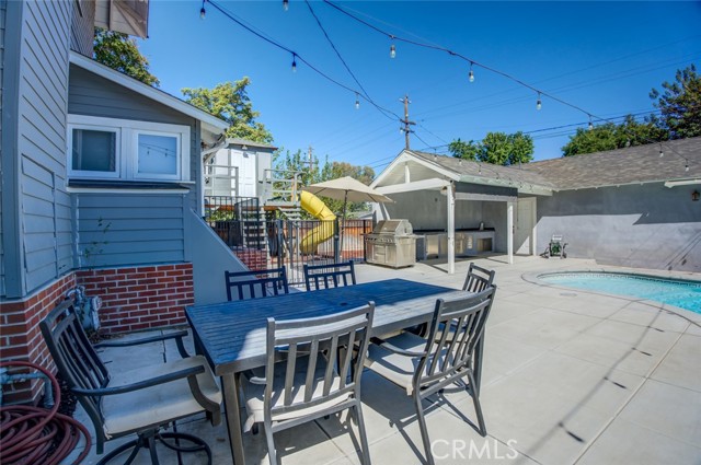Detail Gallery Image 19 of 60 For 2124 20th St, Bakersfield,  CA 93301 - 4 Beds | 3/1 Baths