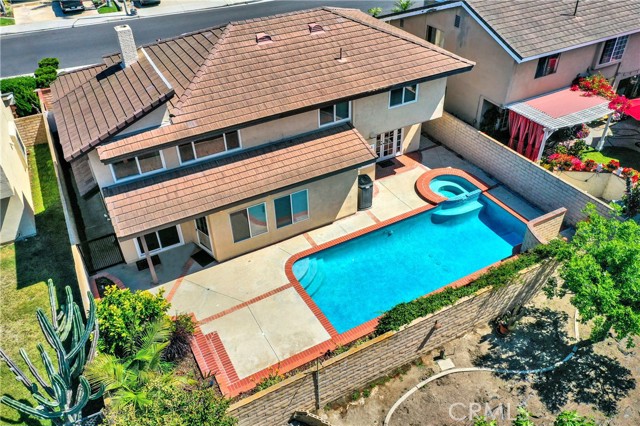 Image 38 of 46 For 8452 Deepview Drive