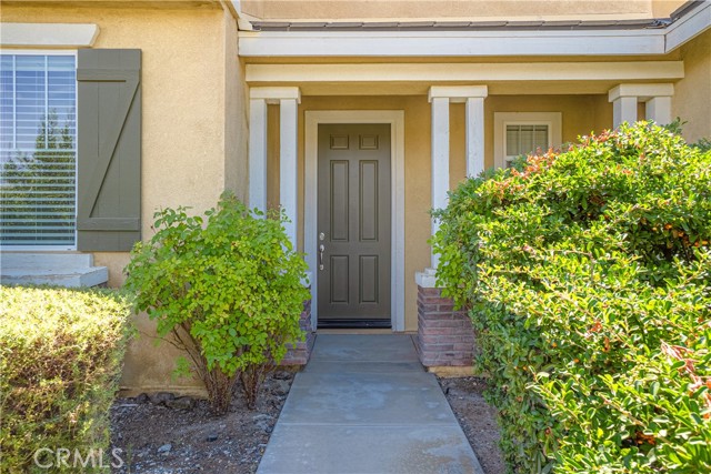 Detail Gallery Image 3 of 44 For 4101 Cottonwood Cir, Lake Elsinore,  CA 92530 - 4 Beds | 3/1 Baths