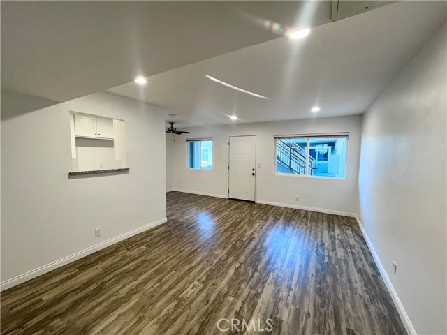 657 Scott Place, Glendora CA: https://media.crmls.org/medias/e27e4ba5-5ef5-429d-9474-431d99b385c0.jpg