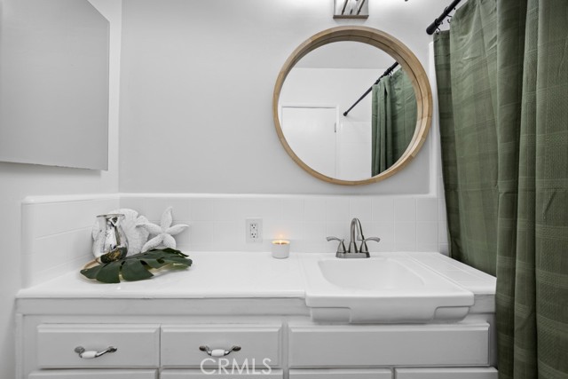 Detail Gallery Image 18 of 34 For 728 Cedar Ave #29,  Long Beach,  CA 90813 - 1 Beds | 1 Baths