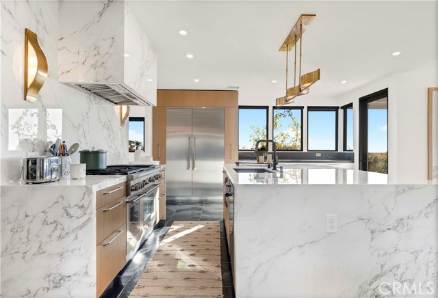 Detail Gallery Image 34 of 75 For 2720 Pebble, Corona Del Mar,  CA 92625 - 5 Beds | 4/1 Baths