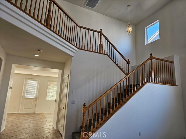 Detail Gallery Image 13 of 34 For 33429 Barrington Dr, Temecula,  CA 92592 - 4 Beds | 4 Baths