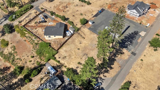 1700 Bandtail Lane, Paradise CA: https://media.crmls.org/medias/e2821057-037e-44dc-8132-4713048d743f.jpg