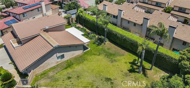 17262 Chase Street, Northridge CA: https://media.crmls.org/medias/e2822933-0f55-415a-bbca-83dc7968769e.jpg