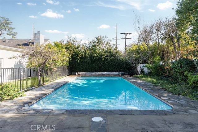 Detail Gallery Image 26 of 30 For 11814 Hesby St, Valley Village,  CA 91606 - 4 Beds | 2 Baths