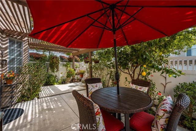 Detail Gallery Image 22 of 40 For 24394 Larchmont Ct, Laguna Hills,  CA 92653 - 2 Beds | 2/1 Baths