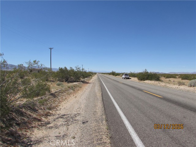 Detail Gallery Image 3 of 9 For 42 Amboy, Twentynine Palms,  CA 92277 - – Beds | – Baths