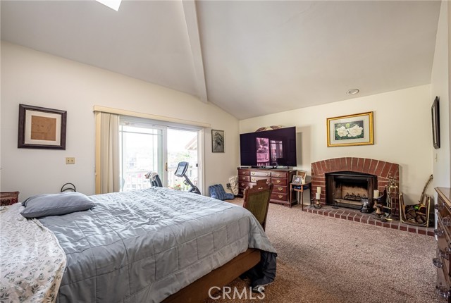 Detail Gallery Image 14 of 55 For 30010 Big Range Rd, Canyon Lake,  CA 92587 - 4 Beds | 3 Baths