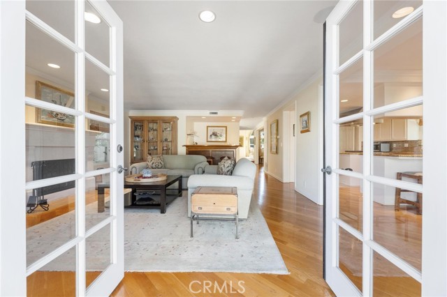 Detail Gallery Image 21 of 42 For 657 36th St, Manhattan Beach,  CA 90266 - 3 Beds | 2/1 Baths