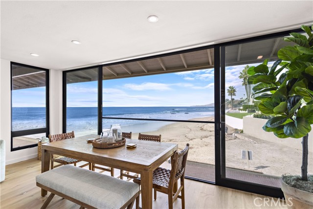 Detail Gallery Image 4 of 38 For 106 Blue Lagoon, Laguna Beach,  CA 92651 - 4 Beds | 3 Baths