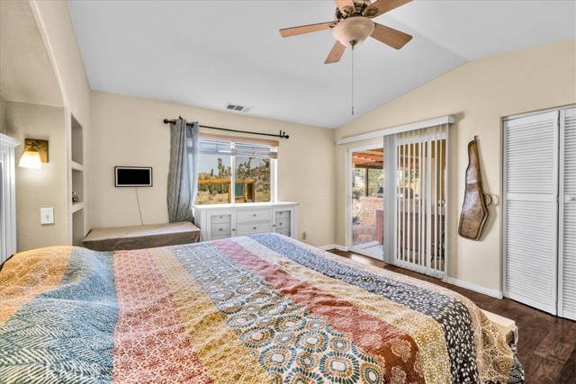 5115 Warren Vista Avenue, Yucca Valley CA: https://media.crmls.org/medias/e282d9fd-8ffa-4d58-ab24-593464abc3b4.jpg