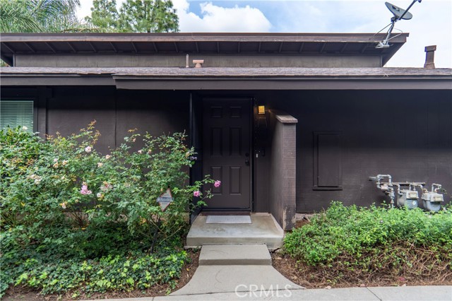 Detail Gallery Image 22 of 22 For 7554 Corbin #4,  Reseda,  CA 91335 - 2 Beds | 1 Baths