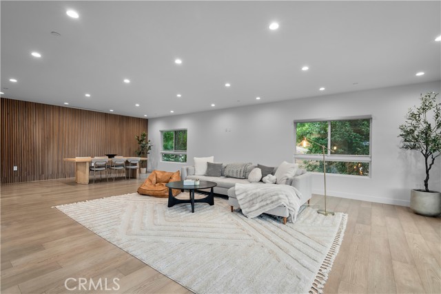 14157 Tiara Street, Sherman Oaks CA: https://media.crmls.org/medias/e2831a83-6abe-4c40-b981-50468c2d8eca.jpg