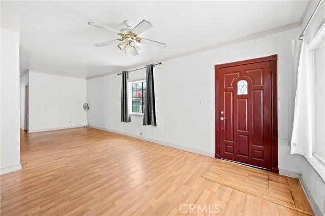 1222 N Virgil Avenue, Los Angeles CA: https://media.crmls.org/medias/e283ba4f-8451-47d7-ac24-906f8158cceb.jpg