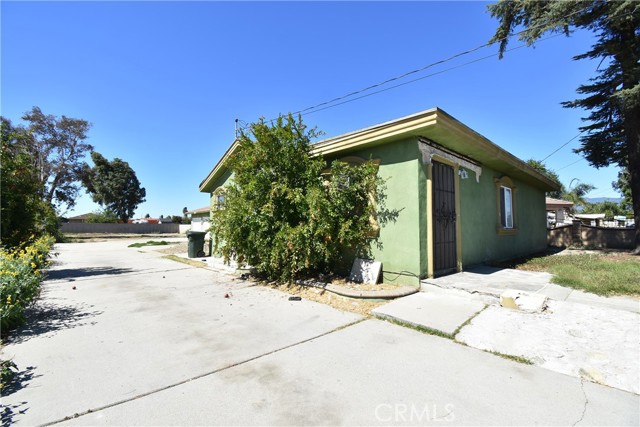 Image 3 for 9796 Hemlock Ave, Fontana, CA 92335