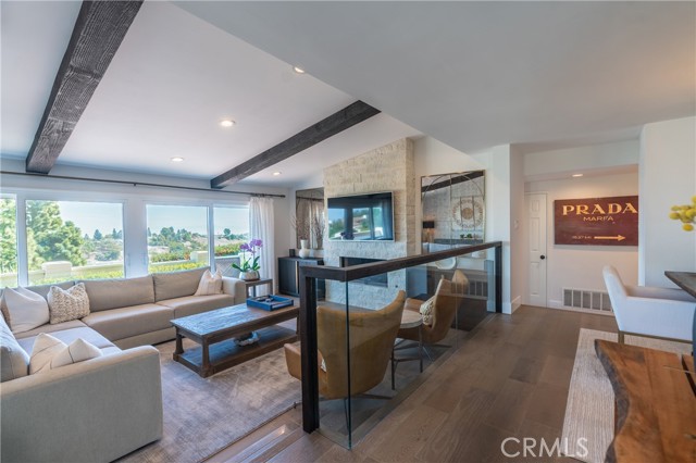 142 Aspen Way, Rolling Hills Estates, California 90274, 3 Bedrooms Bedrooms, ,2 BathroomsBathrooms,Residential,Sold,Aspen,DW21232324