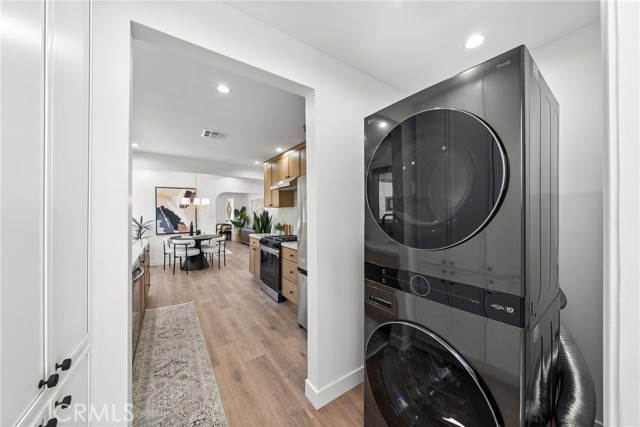 Detail Gallery Image 19 of 44 For 2306 Elmgrove, Los Angeles,  CA 90031 - 4 Beds | 3 Baths