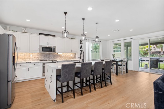29427 Studio Drive, Menifee CA: https://media.crmls.org/medias/e284d26e-4991-4290-b8de-13a56cee99ed.jpg