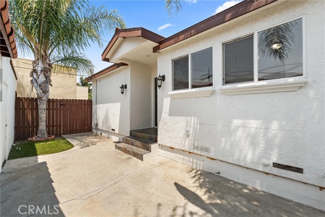 Detail Gallery Image 2 of 23 For 623 W 18th St, San Pedro,  CA 90731 - 5 Beds | 4 Baths