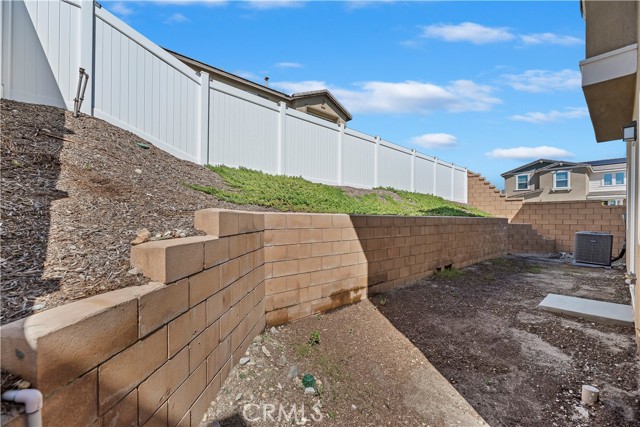 Detail Gallery Image 31 of 63 For 364 Castaic Way, Rialto,  CA 92377 - 3 Beds | 2/1 Baths