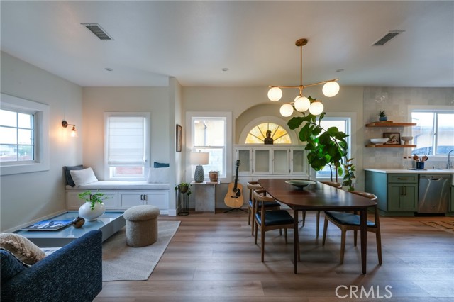 Detail Gallery Image 10 of 49 For 3958 Seneca Ave, Los Angeles,  CA 90039 - 3 Beds | 2/1 Baths