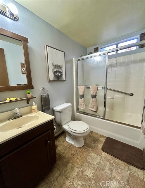 Detail Gallery Image 20 of 28 For 42806 Cougar, Big Bear Lake,  CA 92315 - 2 Beds | 2 Baths