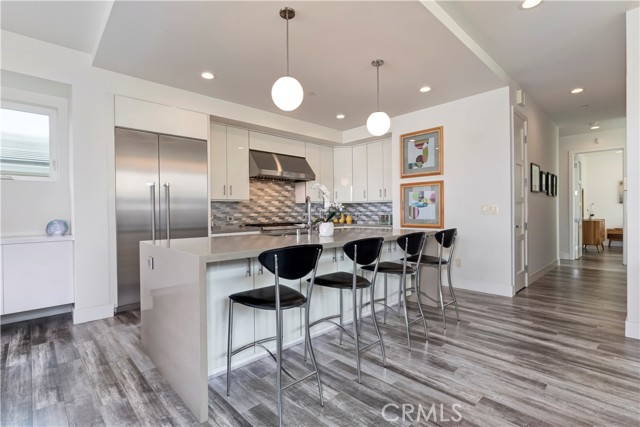 Detail Gallery Image 16 of 47 For 48 57th Pl, Long Beach,  CA 90803 - 5 Beds | 3/1 Baths