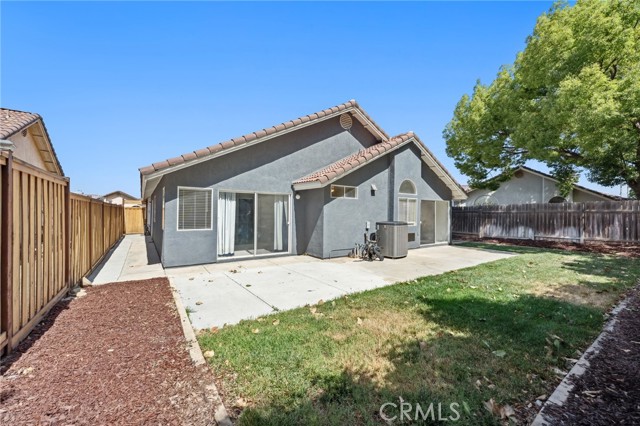 1422 Deborah Place, Beaumont CA: https://media.crmls.org/medias/e286605a-7137-457f-9659-80bb4e4f3b49.jpg