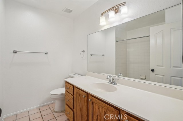 4644 Starstone Court, Palmdale CA: https://media.crmls.org/medias/e286a02d-ad5a-4a0c-bd8c-14b5ab496525.jpg