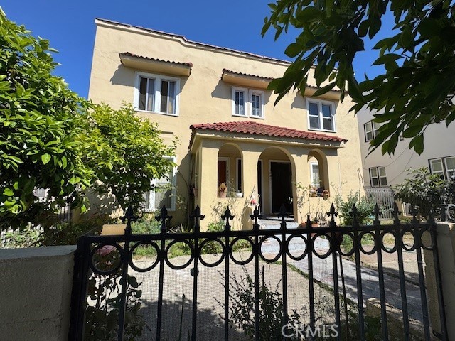 Detail Gallery Image 1 of 11 For 1438 S Bronson Ave, Los Angeles,  CA 90019 - – Beds | – Baths