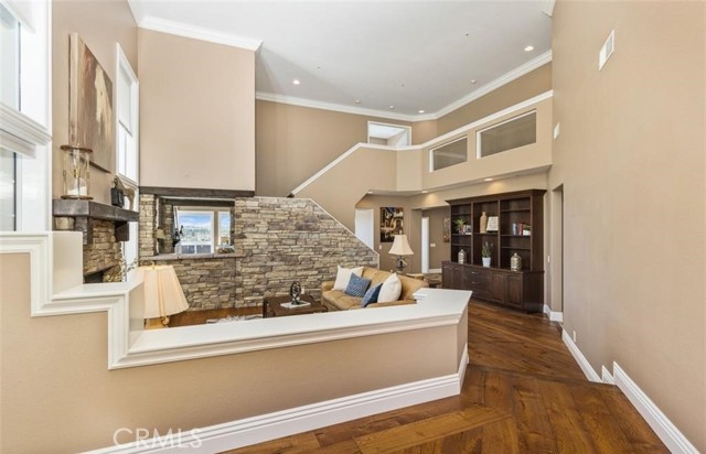 Detail Gallery Image 4 of 45 For 14 Dover, Rancho Santa Margarita,  CA 92679 - 4 Beds | 4/1 Baths