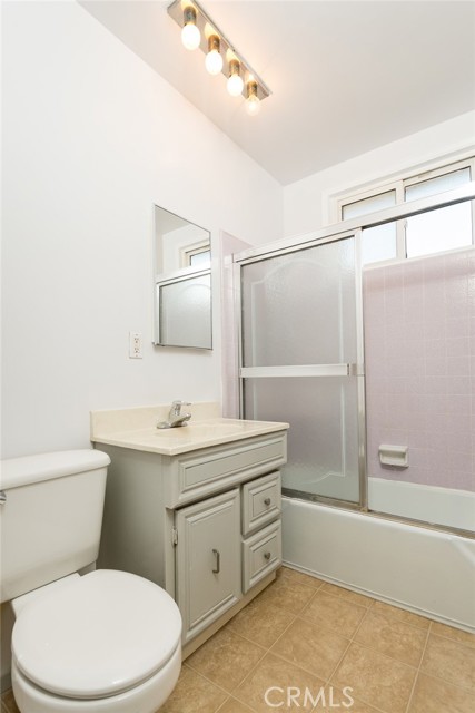 Detail Gallery Image 22 of 44 For 11014 Leolang, Sunland,  CA 91040 - 3 Beds | 1/1 Baths