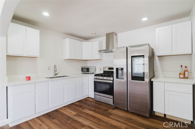 15096 Paddock Street photo 12