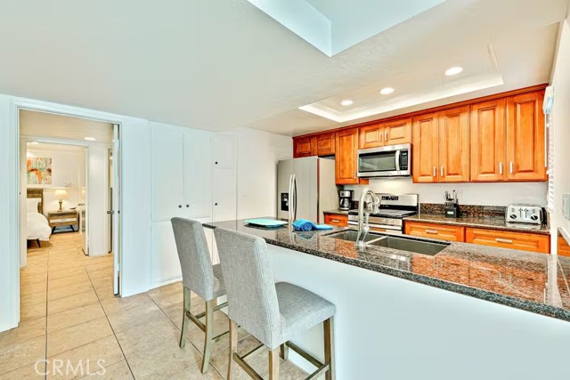 Detail Gallery Image 6 of 17 For 125 46th St a,  Newport Beach,  CA 92663 - 3 Beds | 2 Baths