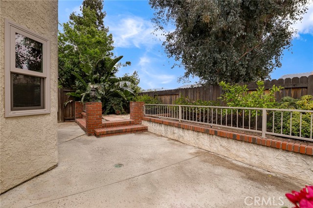 30452 Passageway Place, Agoura Hills CA: https://media.crmls.org/medias/e2881679-bdb2-41d9-a566-c43ccdea0a38.jpg