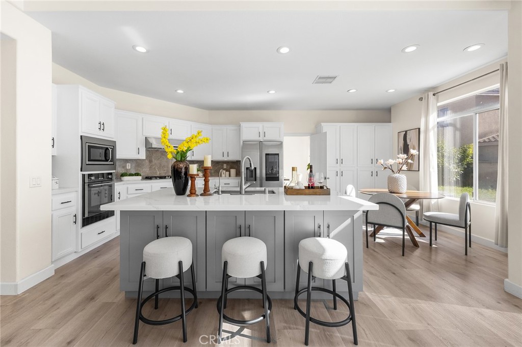 E2888D95 C895 4A2E Ae36 4450636Dced2 18680 Vantage Pointe Drive, Rowland Heights, Ca 91748 &Lt;Span Style='BackgroundColor:transparent;Padding:0Px;'&Gt; &Lt;Small&Gt; &Lt;I&Gt; &Lt;/I&Gt; &Lt;/Small&Gt;&Lt;/Span&Gt;