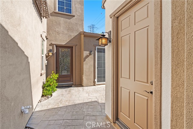 Detail Gallery Image 5 of 36 For 23706 Cottonwood Ct, Valencia,  CA 91354 - 3 Beds | 3/1 Baths