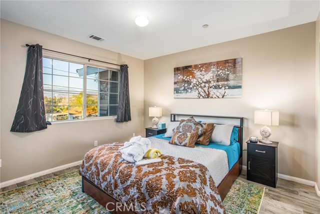 31607 Florida Street, Redlands CA: https://media.crmls.org/medias/e288abac-c969-4432-ae05-2cbc18559950.jpg