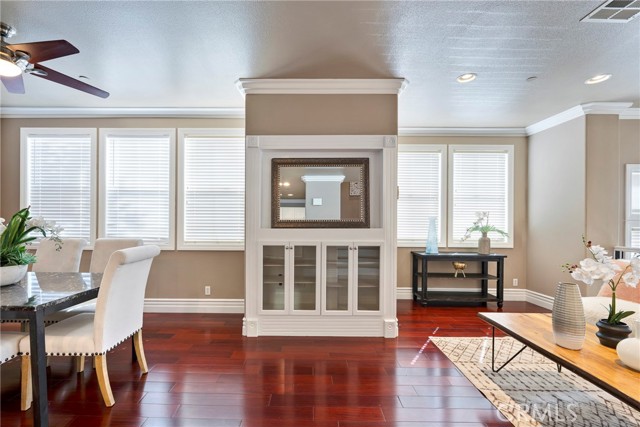 8543 E Kendra Loop, Orange CA: https://media.crmls.org/medias/e2895e6e-293e-47ca-8344-8cf6564350f4.jpg