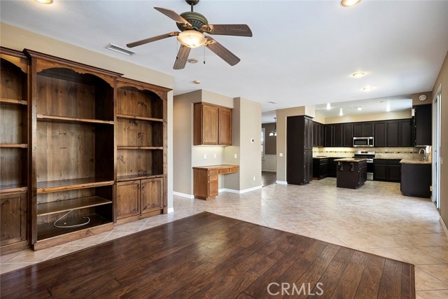 Detail Gallery Image 19 of 45 For 39766 Pinedale Way, Murrieta,  CA 92562 - 5 Beds | 3 Baths