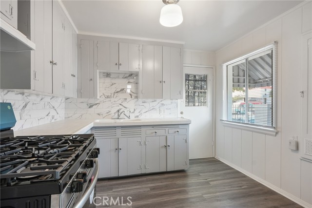 Detail Gallery Image 8 of 20 For 5334 Cleon #1,  North Hollywood,  CA 91601 - 2 Beds | 1 Baths