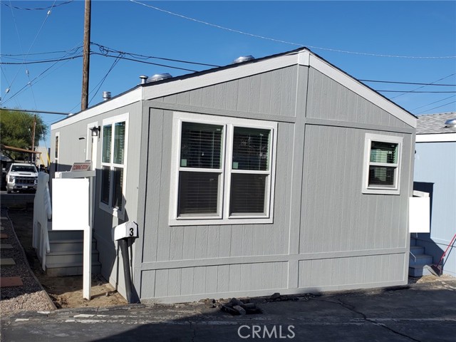 Detail Gallery Image 2 of 14 For 8100 Foothill Bld #3,  Sunland,  CA 91040 - 2 Beds | 1 Baths