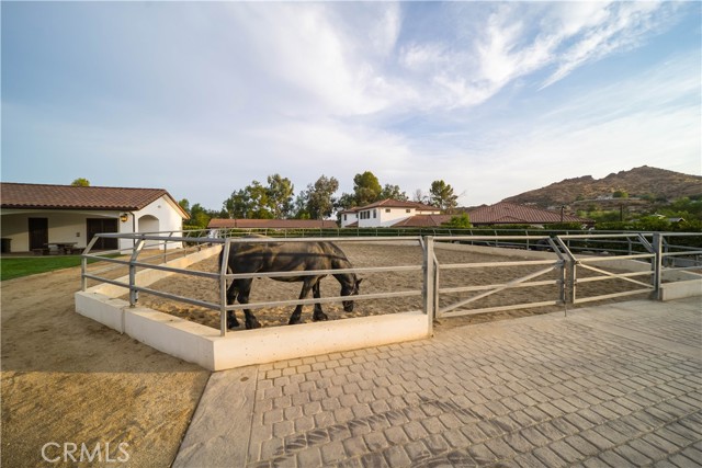 Detail Gallery Image 20 of 52 For 33206 Barber Rd, Agua Dulce,  CA 91390 - 10 Beds | 8/1 Baths