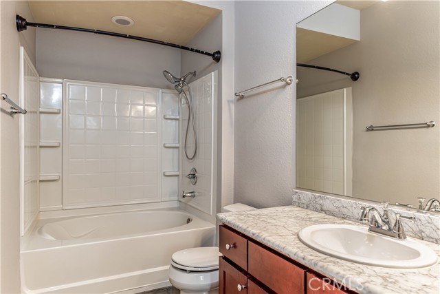 Detail Gallery Image 17 of 29 For 22681 Oakgrove #311,  Aliso Viejo,  CA 92656 - 2 Beds | 2 Baths