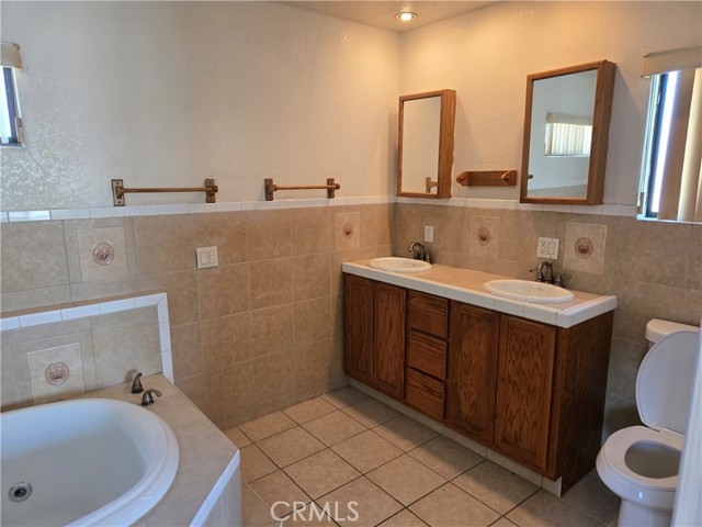 16513 S Pannes Avenue, Compton CA: https://media.crmls.org/medias/e28b0fb0-a532-4a2c-a59b-5a9d3010c2de.jpg