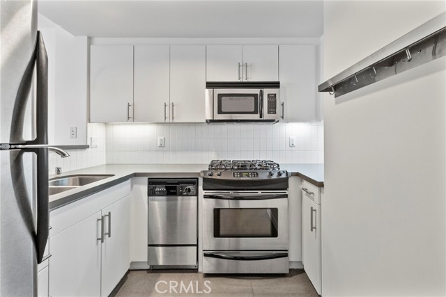 Detail Gallery Image 6 of 19 For 159 W Green, Pasadena,  CA 91105 - 1 Beds | 1 Baths