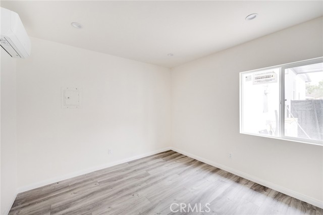 11058 Lemay Street photo 6