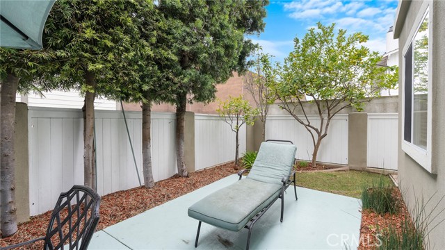 211 Francisca Avenue, Redondo Beach, California 90277, 4 Bedrooms Bedrooms, ,2 BathroomsBathrooms,Residential,For Sale,Francisca,SR25007382